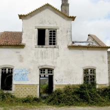 07 – Linha do Sabor. Estação abandonada de Freixo de Espada à Cinta. 2008. Foto João Gomes