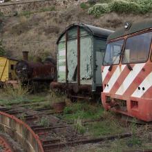 27 – Cemitério de locomotivas no Peso da Régua. 2006. Foto Luís Canotilho